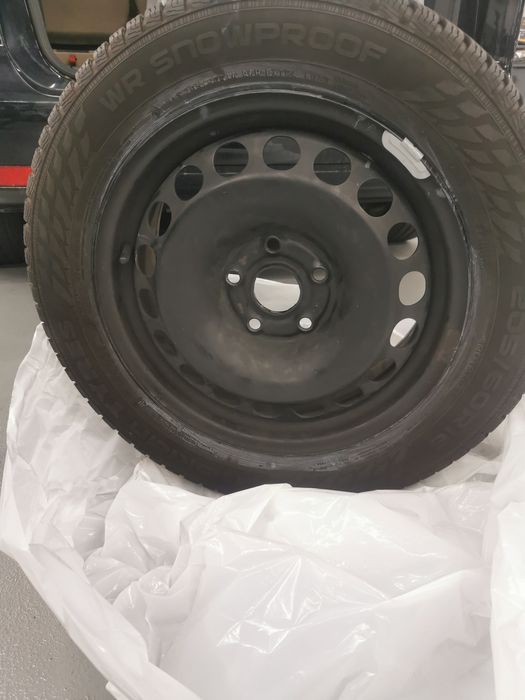 Koła zimowe 205/ 60 r16 VW Nokian