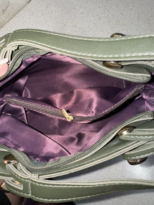 Містка сумка на кожен день