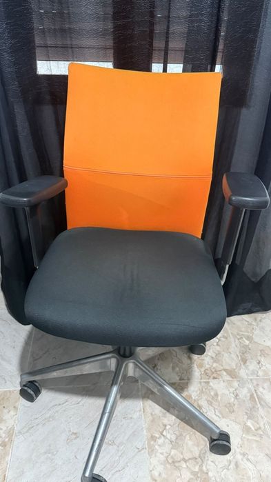 Secretária + cadeira de escritório