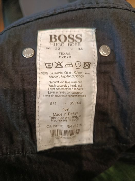 Spodnie sztruksowe Hugo Boss