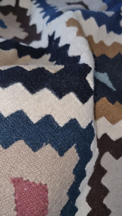 Dywanik z wełny wielbłąda marokanski tkany azteckie wzory 262 cm x 273