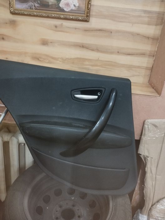 Карта задньої правої двері бмв 118