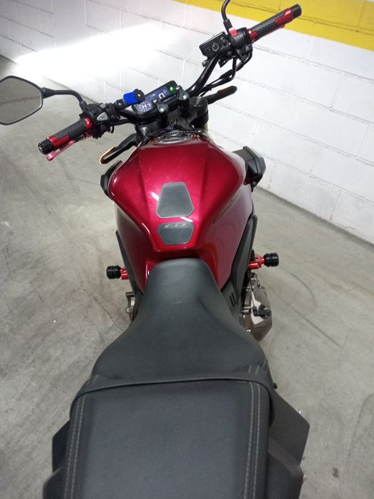 Honda CB 650R 35km  11/2021 9000km