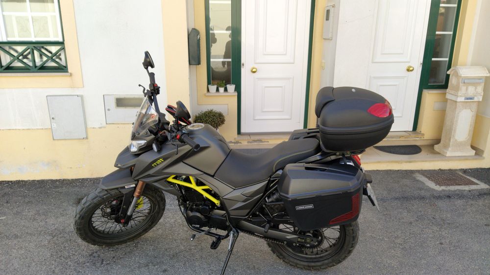 Moto mitt 125 carta de carro
