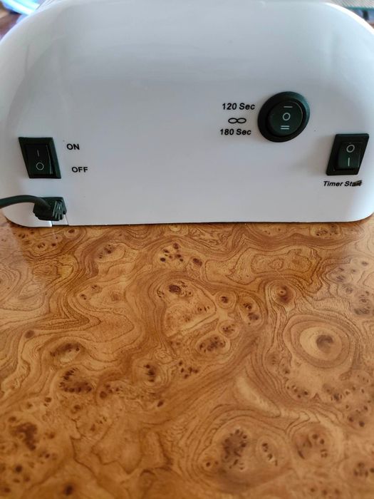 Lampa UV do paznokci