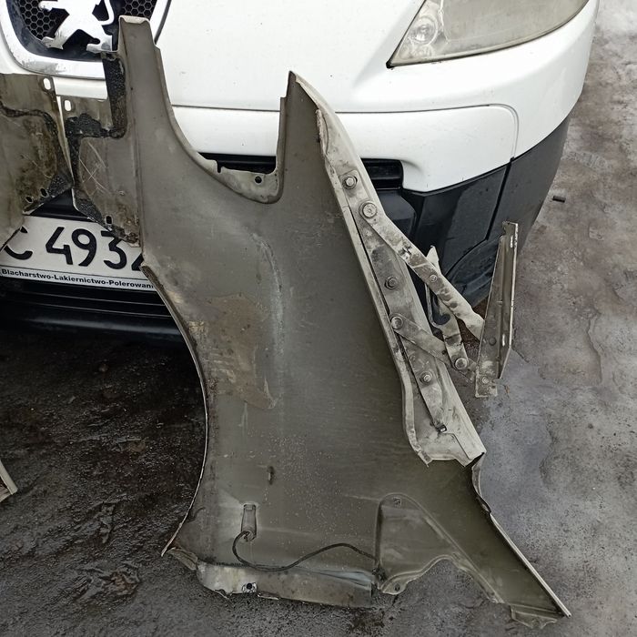 Крила Mercedes Vito 638 крило переднє праве ліве Віто 638