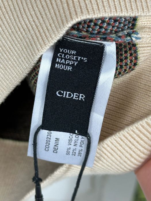 Sweter Cider z motywem kampera i gór