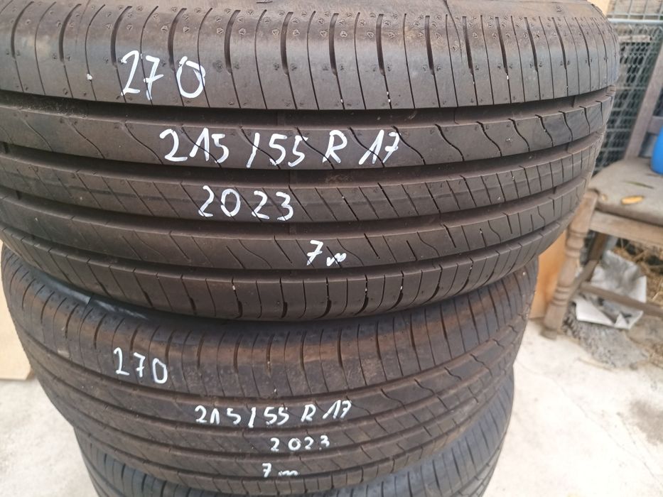Opony opona 215/55R17 Goodyear
