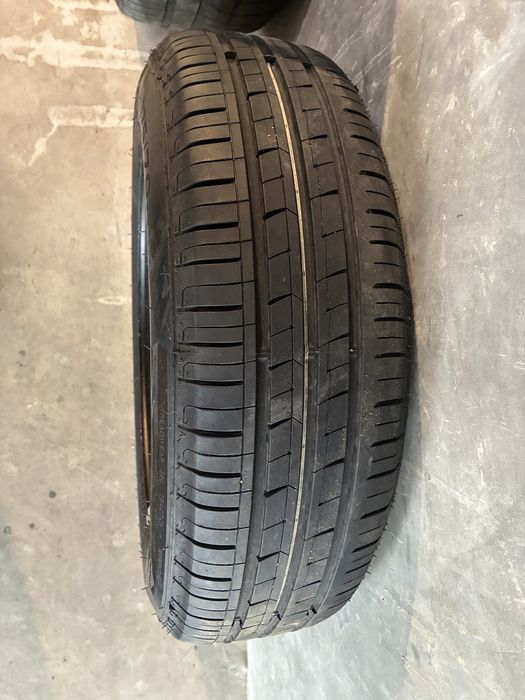 Jante ferro R14 5.5J -ET39 -4x100, com pneus 175/70R14