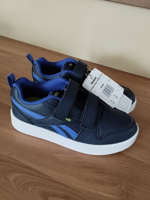 Nowe buty chłopięce Reebok rozm. 33