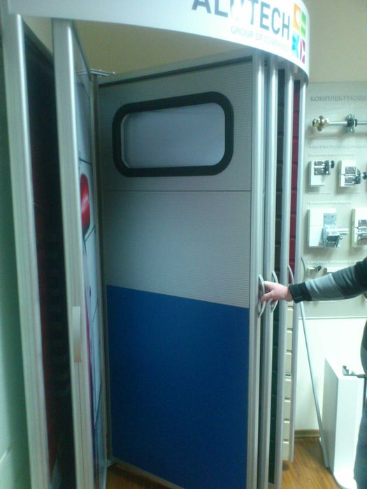 Ворота гаражні,ролети, Решітки ролетні  посилені, автоматика. Компанія