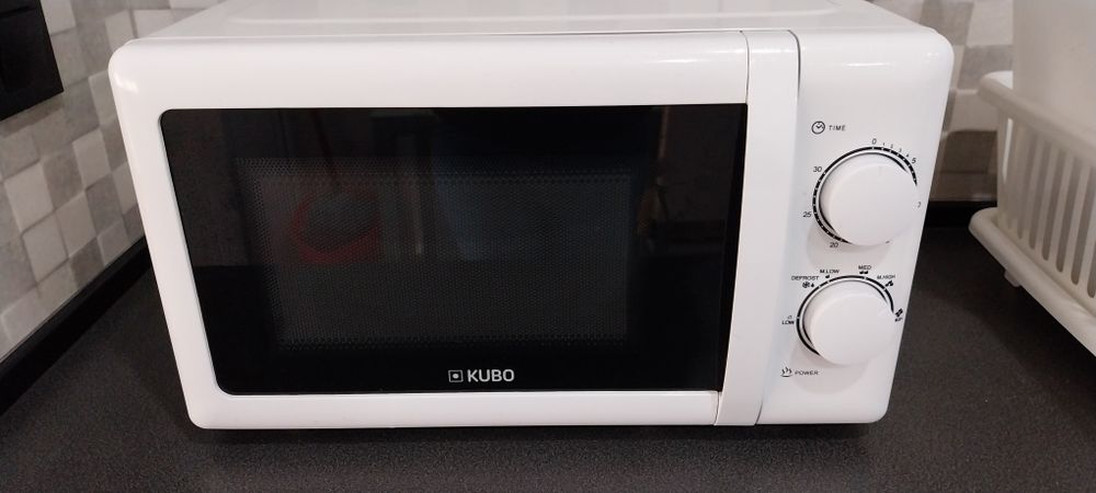 Micro-ondas kubo