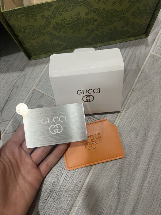 Mala gucci com caixa