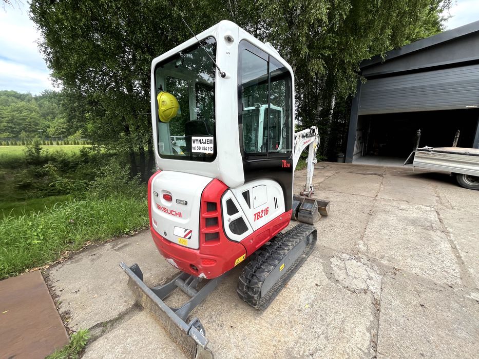 Usługa mini koparką wynajem z operatorem solidnie