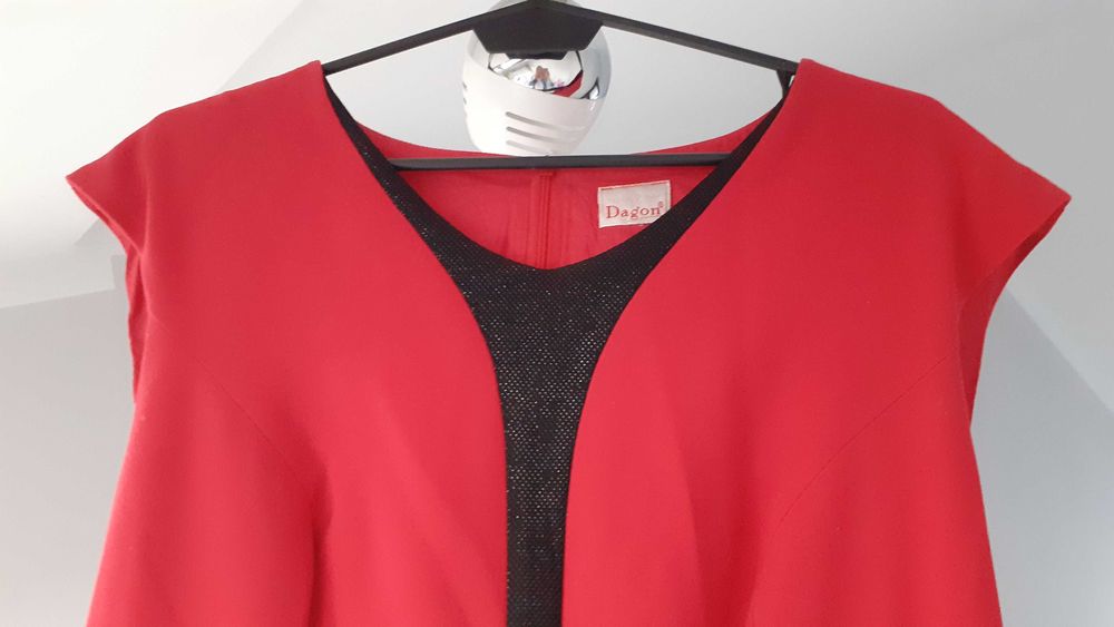 Sukienka czerwona rozm 44