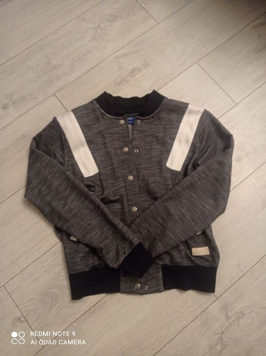 Бомбер фірми Adidas