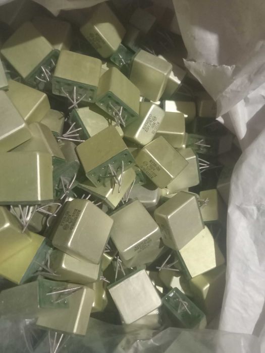 Продам конденсатори СССР