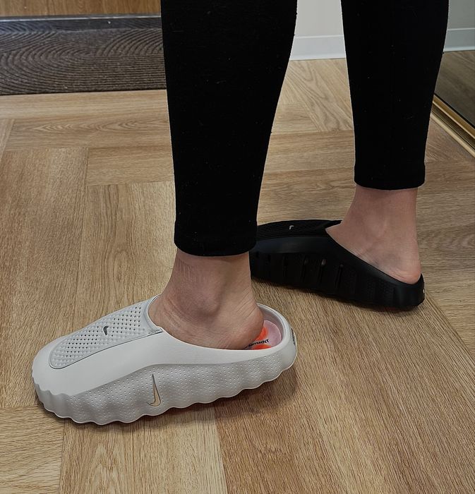 Тапки Nike mind 001 - сірі 40 р., чорні - 37,5 р.