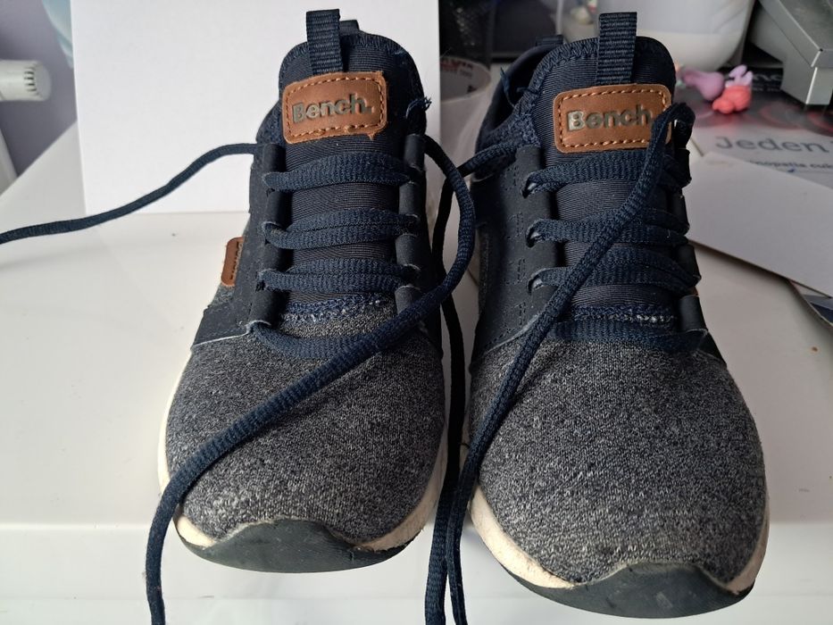 Buty Snikersy Bench roz.32