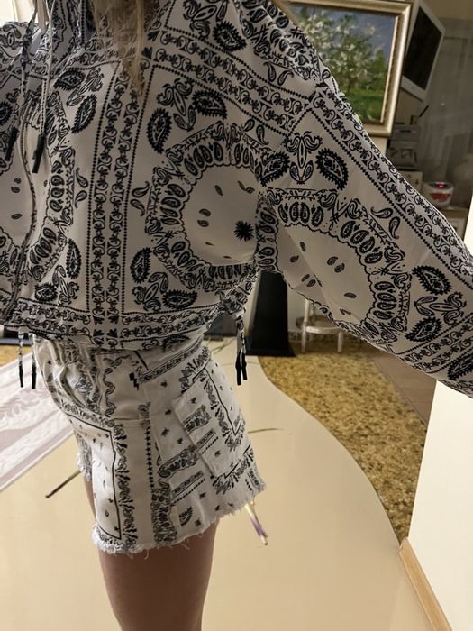 Костюм с шортами Bershka