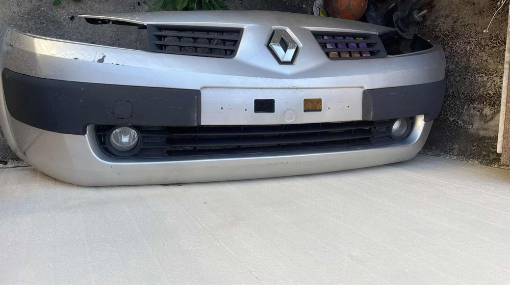 Parachoques renault clio