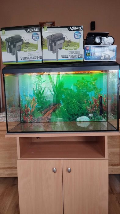 Akwarium z szafką