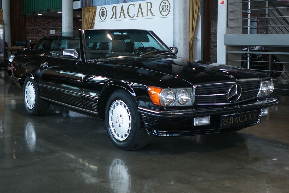 Mercedes-Benz R107 (1971-1989)