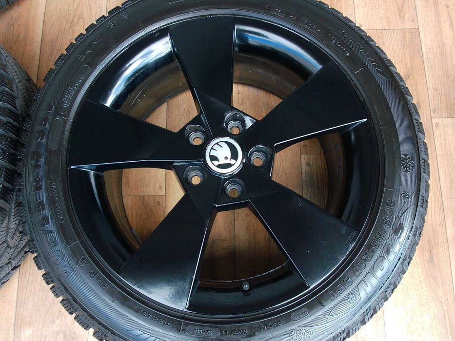 Felgi Skoda VW Seat Audi  17 5x112 ET 49