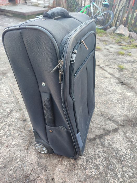 Чемодан Валіза дорожня сумка.