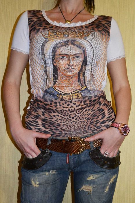 Футболка с иконой и гипюром Celyn B Elisabetta Franchi