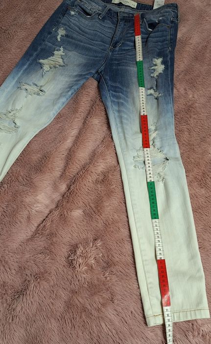 Jeasny/ spodnie damskie Abercrombie & Fitch W29