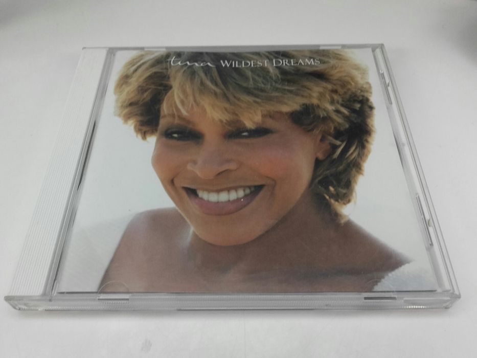 CDs Queen Metallica Tina Turner Blue E Nickelback Novos