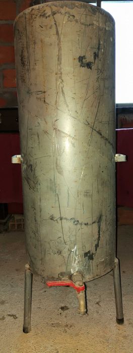 Vendo 3 depósitos em inox