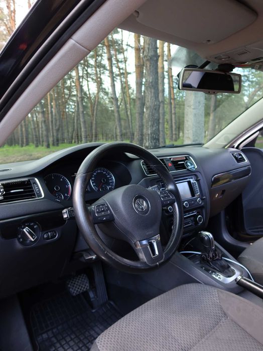 Автомобіль автомобільні товари