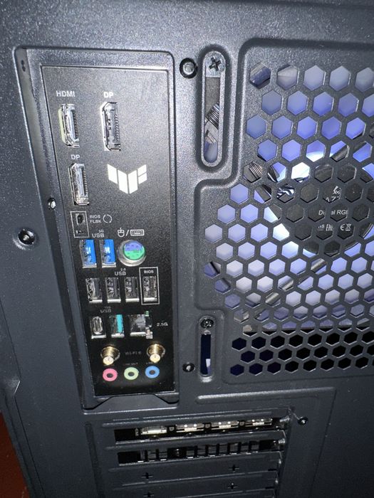Пк ryzen 7 9800x3d, 4070 super, tuf b650 m-e wifi