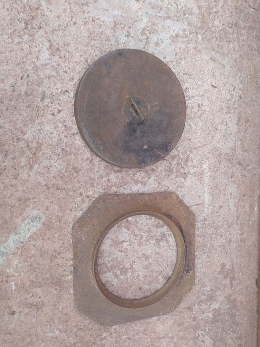 Продаю дверцы для камина/печи, задвижку
Плита, размер-700*400м