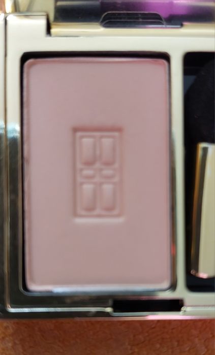 Sombra Elizabeth Arden64283557769986122