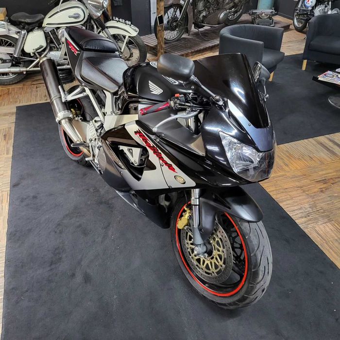 Honda CBR 900RR Fireblade