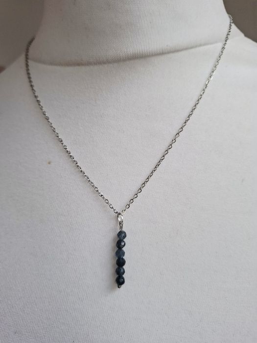 Naszyjnik handmade z naturalnych kamieni szafir