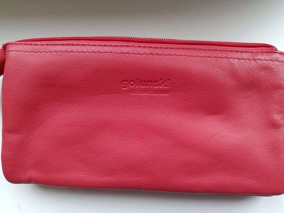 Новий червоний гаманець