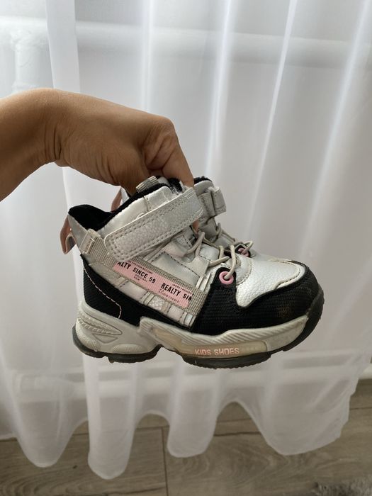 Хайтопи черевички кросівки спортивні 24 розмір 15 см устілка