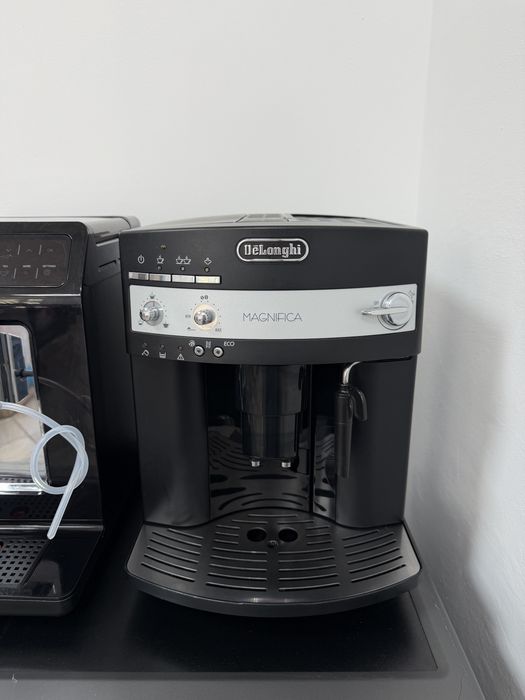 Кавова машина DeLonghi Magnifica з Німечини як нова