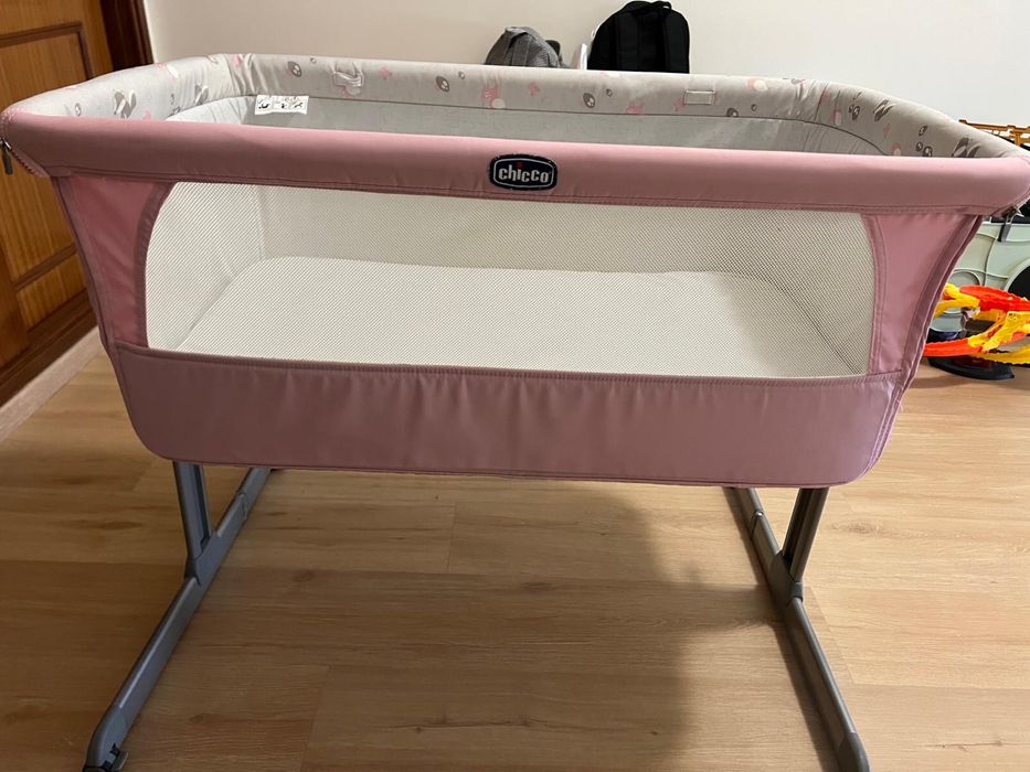 Next to me (cor de rosa) em otimo estado