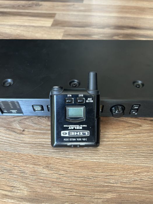 System bezprzewodowy do gitary Line 6 Relay G90 Rack Wireless System