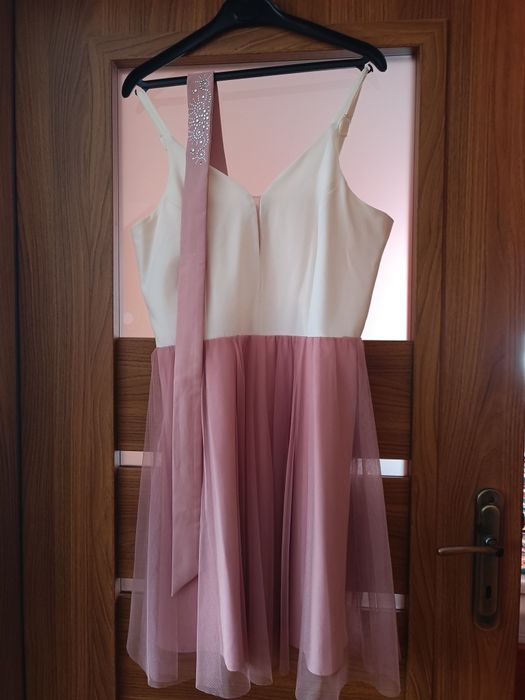 Sprzedam sukienkę roz 42