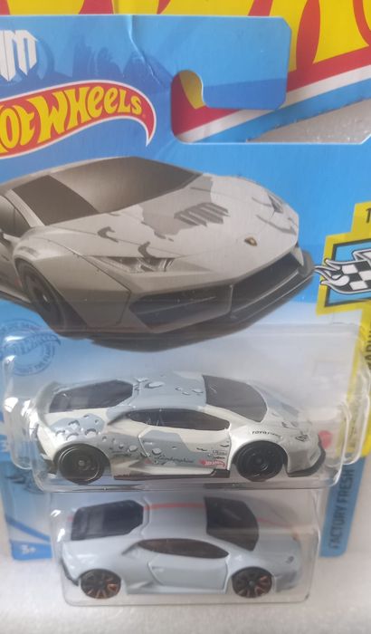 Conjunto 2 lamborguini huracan hot wheels