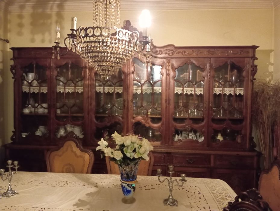 Mobília de sala de jantar