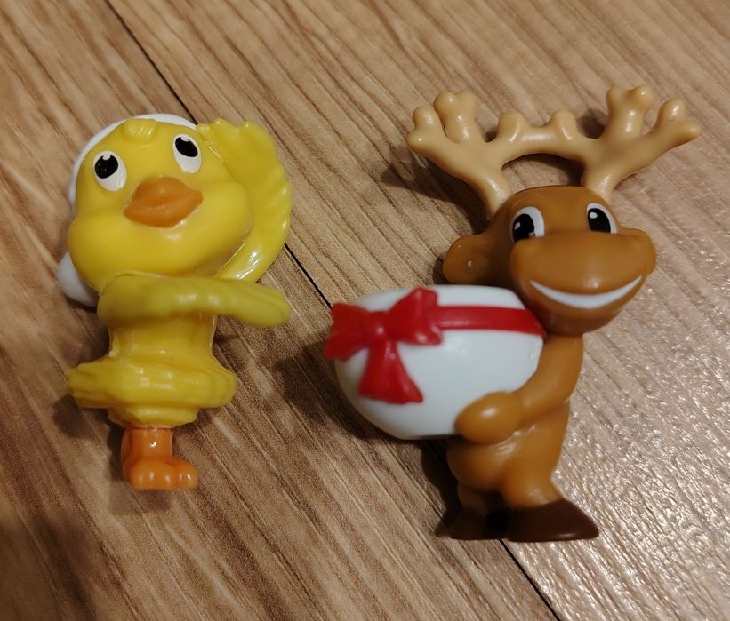 Figurki zabawki  kolekcjonerskie  2013 r Kinder  3 szt