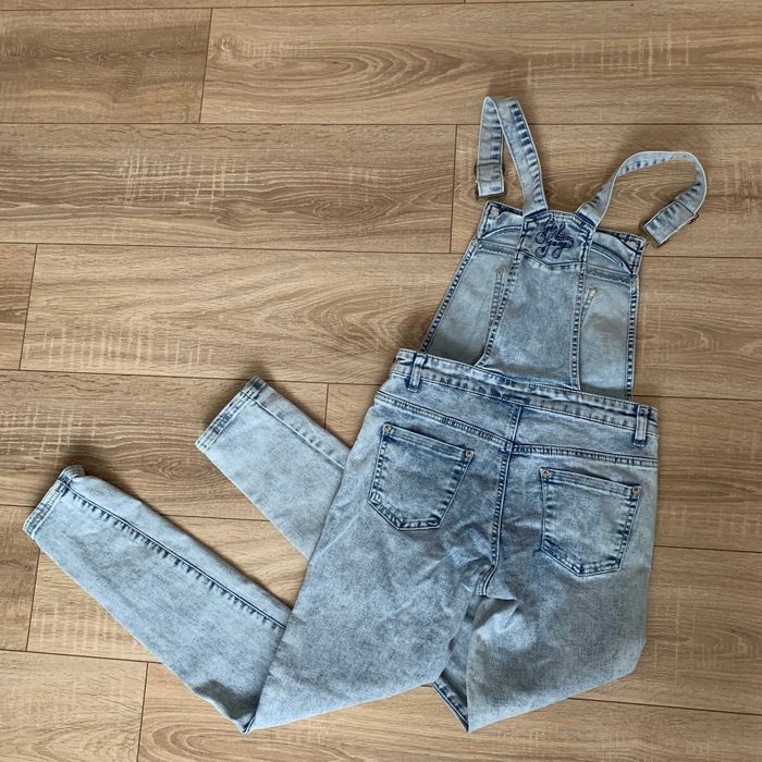 Reserved jeansowe spodnie ogrodniczki XS 34