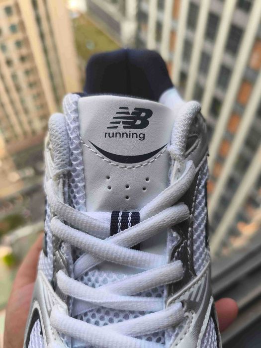 Damskie trampki New Balance 530, białe i szare, rozmiar 40